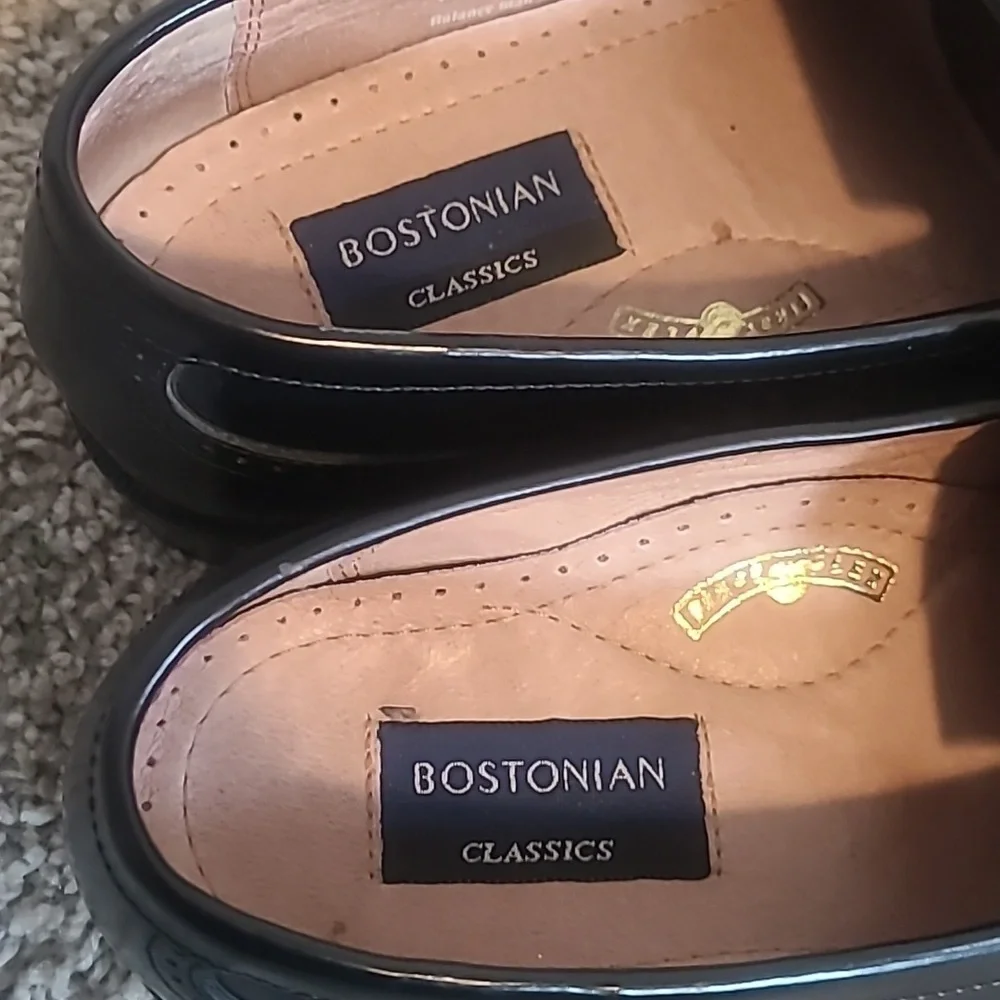 EUC Bostonian Classics Wing Tip Kiltie Black Leather Tassel Loafers Men 9.5M